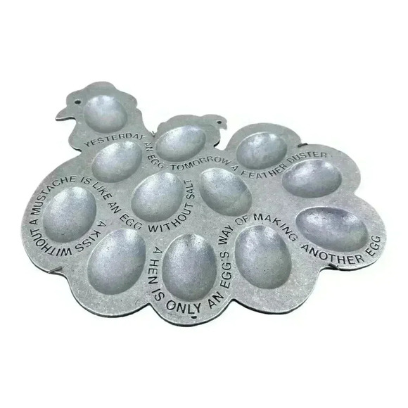 York Metal Crafters Chicken Hen Shaped Deviled Egg Dozen Holder VINTAGE 1976 - Picture 7 of 7